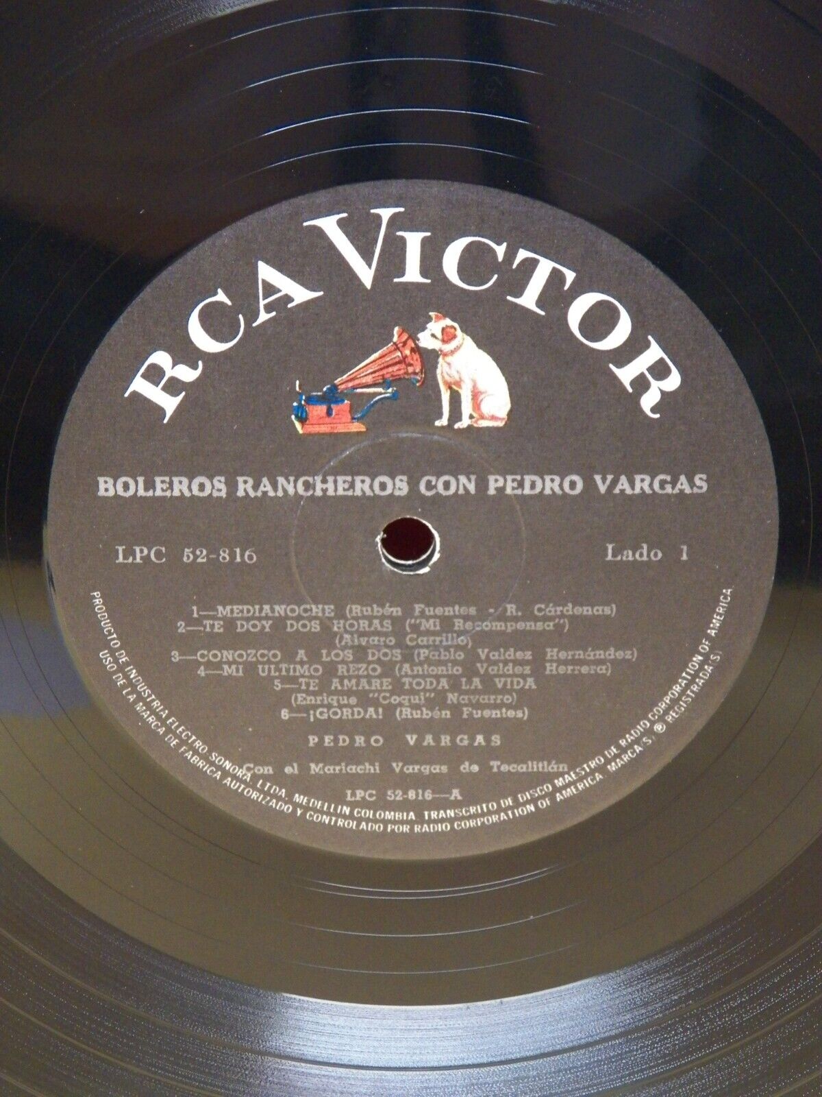 12" LP VG++/EX Pedro Vargas Boleros Rancheros Con Pedro Vargas Colombia Import 12" LP VG++/EX Pedro Vargas Boleros Rancheros Con Pedro Vargas Colombia Import