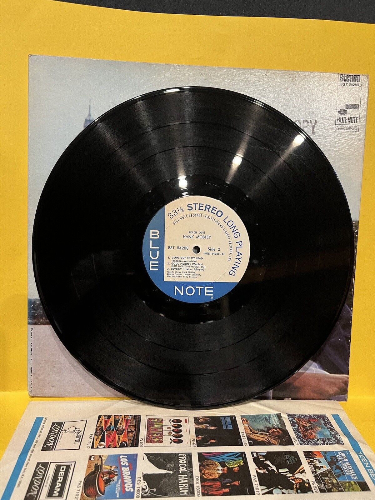 VG++ Vinyl Record LP Hank Mobley Reach Out BST 84288 Blue Note 1968 VG++ Vinyl Record LP Hank Mobley Reach Out BST 84288 Blue Note 1968