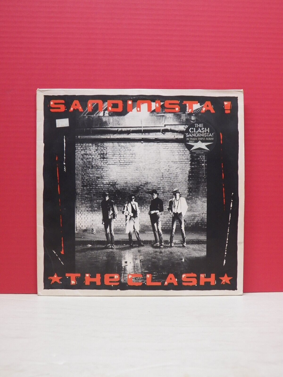 12" 3xLP VG++/EX The Clash Sandinista! 1980 CBS UK Import FSLN 1/E3X 37037 12" 3xLP VG++/EX The Clash Sandinista! 1980 CBS UK Import FSLN 1/E3X 37037