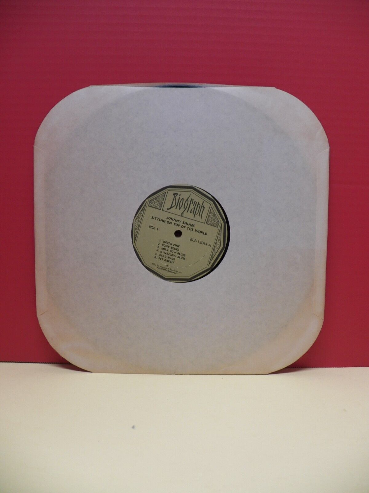 12" LP VG++/EX Johnny Shines Sittin' On Top Of The World 1972 Biograph Stereo 12" LP VG++/EX Johnny Shines Sittin' On Top Of The World 1972 Biograph Stereo