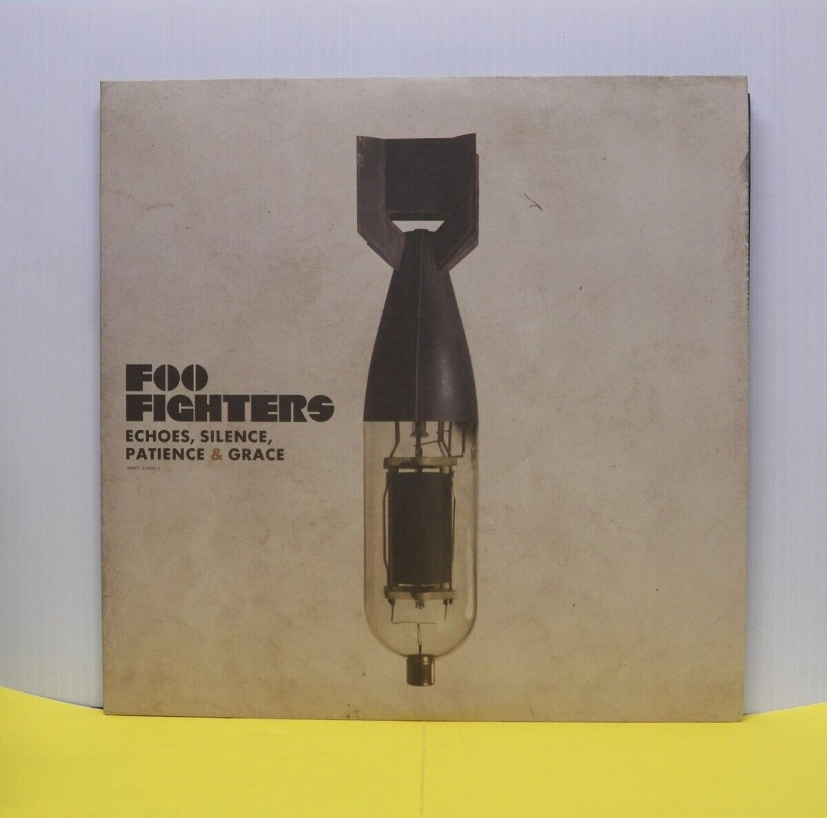12" 2xLP VG++/EX Foo Fighters Echoes, Silence, Patience & Grace 2015 Reissue 12" 2xLP VG++/EX Foo Fighters Echoes, Silence, Patience & Grace 2015 Reissue