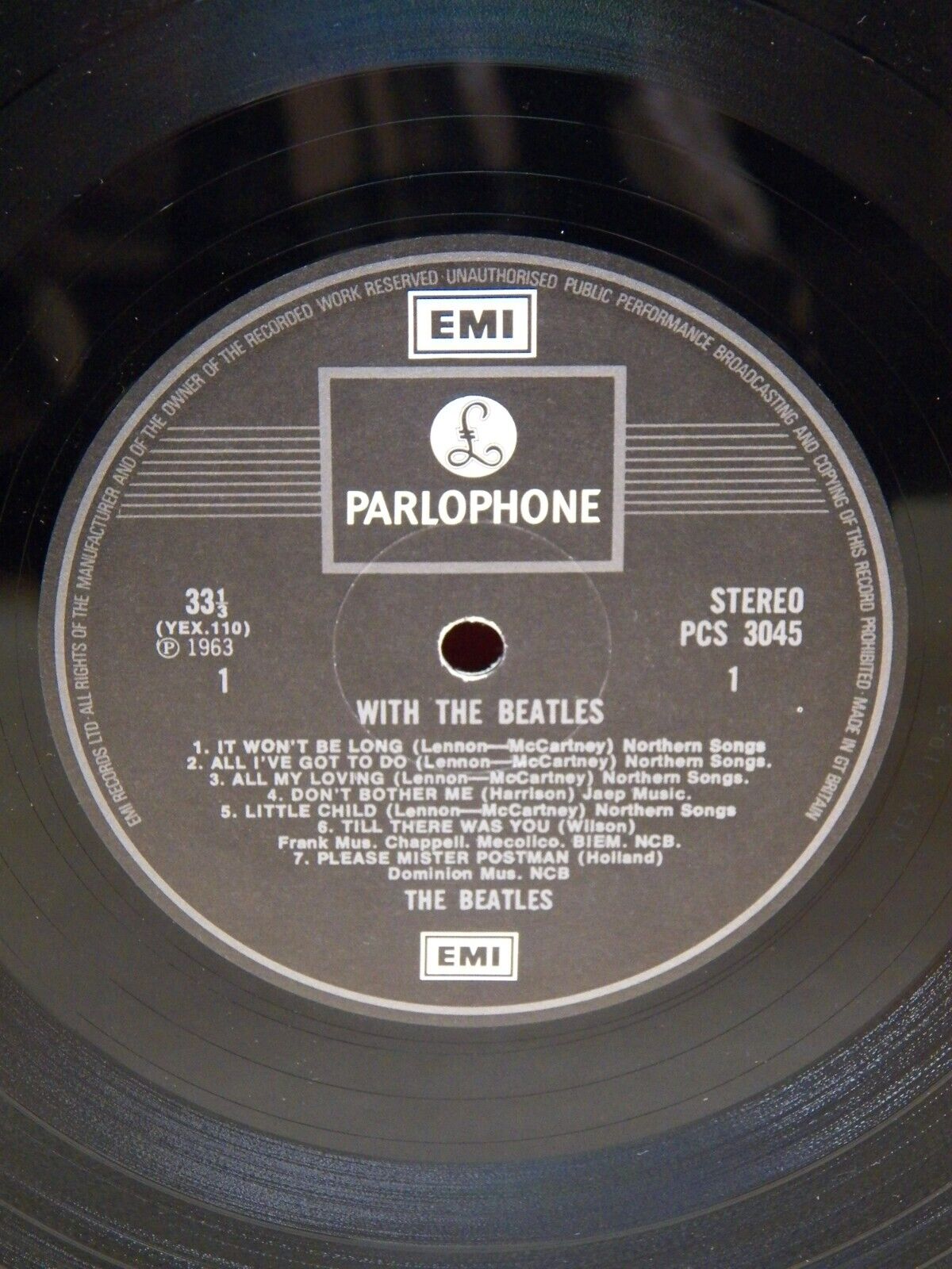 12" LP VG+ The Beatles With The Beatles 1976 Parlophone Stereo Reissue UK Import 12" LP VG+ The Beatles With The Beatles 1976 Parlophone Stereo Reissue UK Import