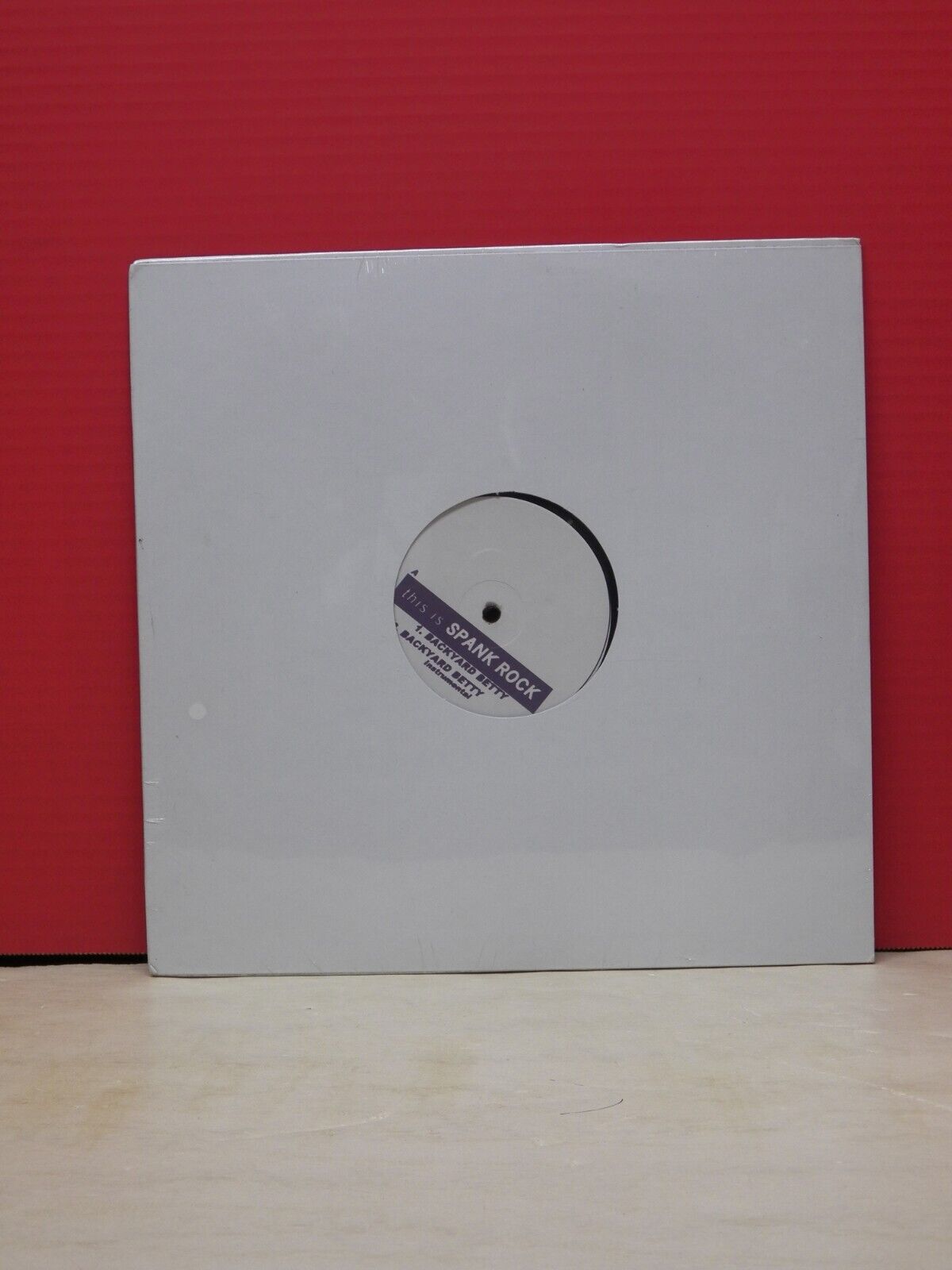 Sealed 12" Single Spank Rock Backyard Betty 2005 Big Dada Recordings BD86 Sealed 12" Single Spank Rock Backyard Betty 2005 Big Dada Recordings BD86