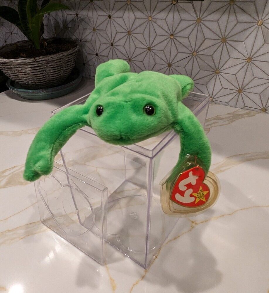 Rare Retired Ty Beanie Baby Legs the Frog Style 4020 1993 PVC Pellets w. Errors Rare Retired Ty Beanie Baby Legs the Frog Style 4020 1993 PVC Pellets w. Errors