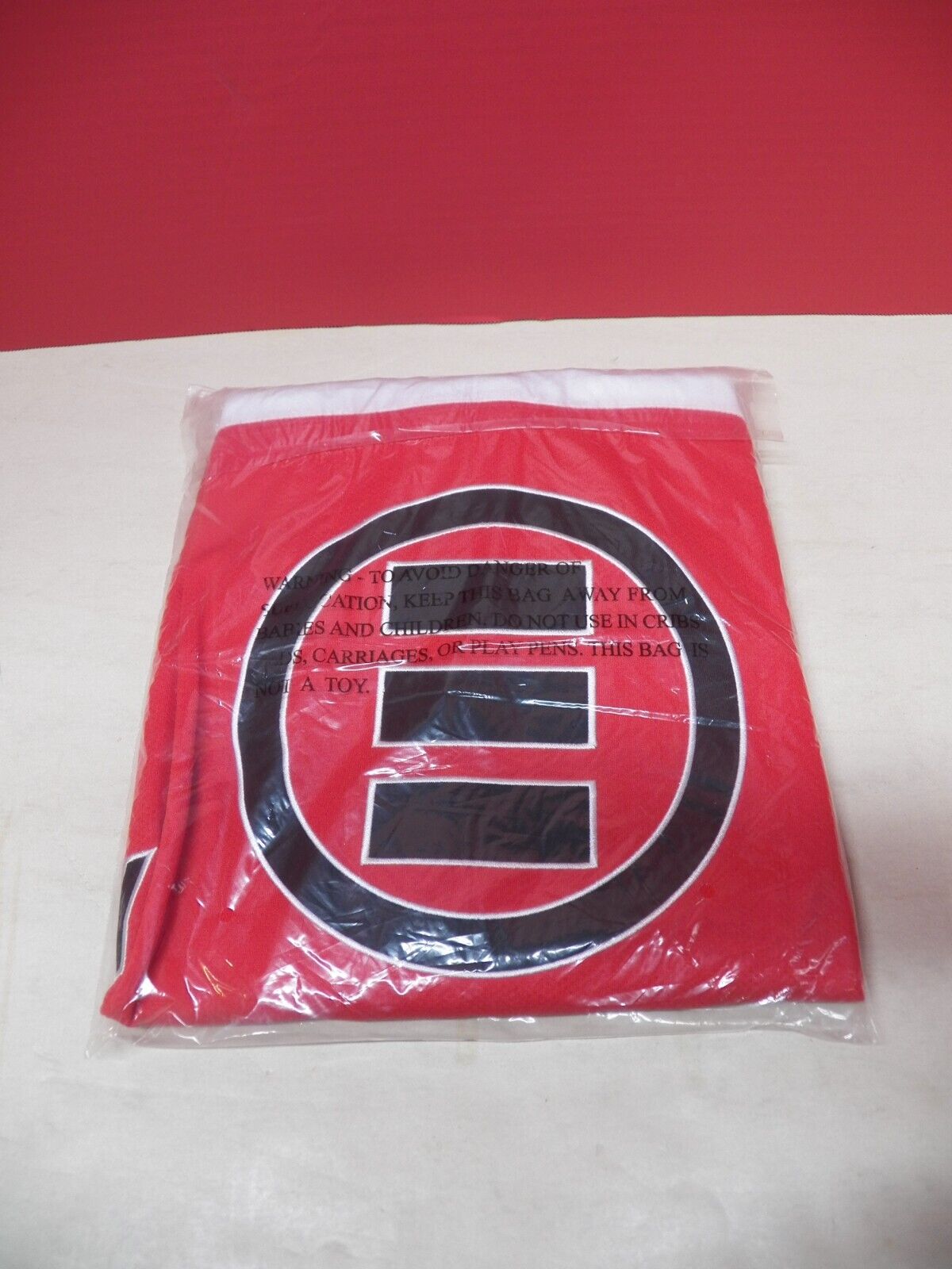 Logic Everybody Red Hockey Jersey Tour Merch - Size Medium Logic Everybody Red Hockey Jersey Tour Merch - Size Medium