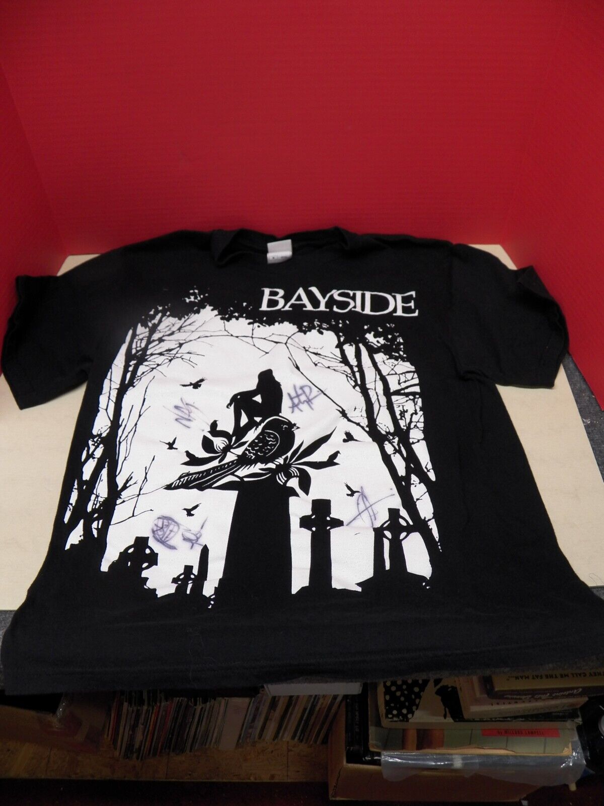 Autographed Bayside Band T-Shirt Size M Autographed Bayside Band T-Shirt Size M