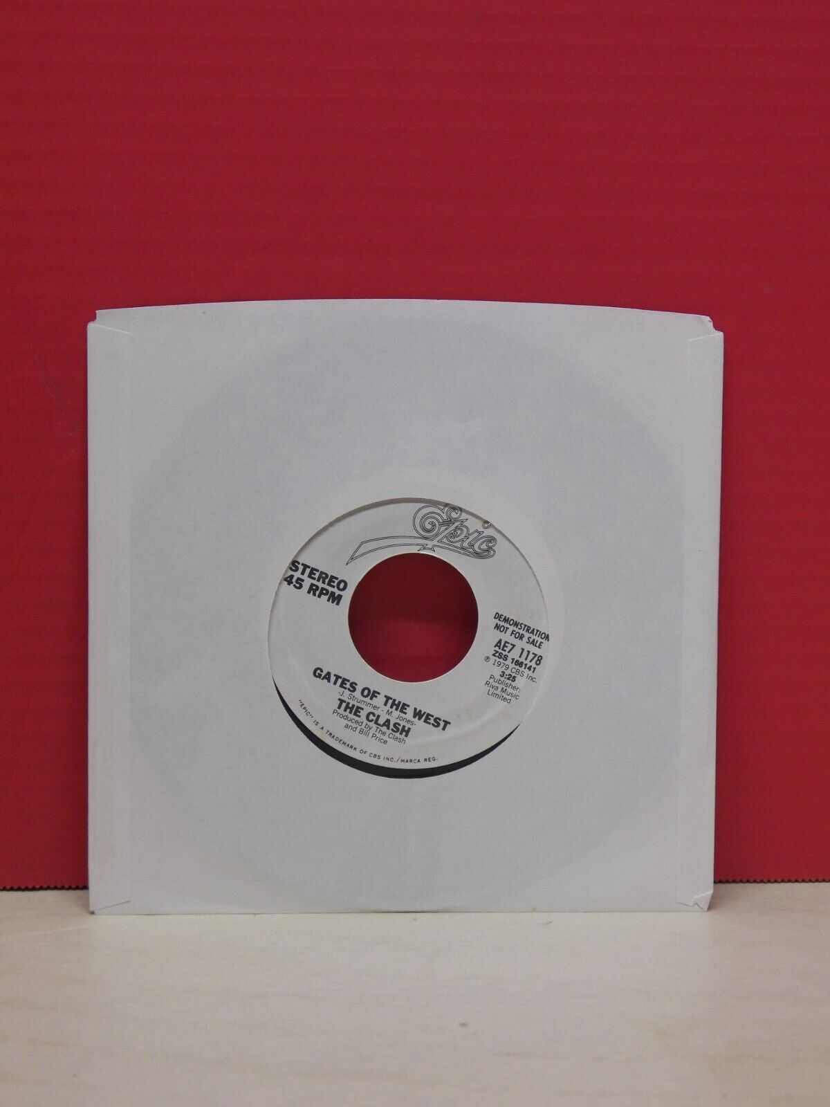 12" LP EX The Clash The Clash 1979 Epic w/ Promo 7" JE 36060 12" LP EX The Clash The Clash 1979 Epic w/ Promo 7" JE 36060