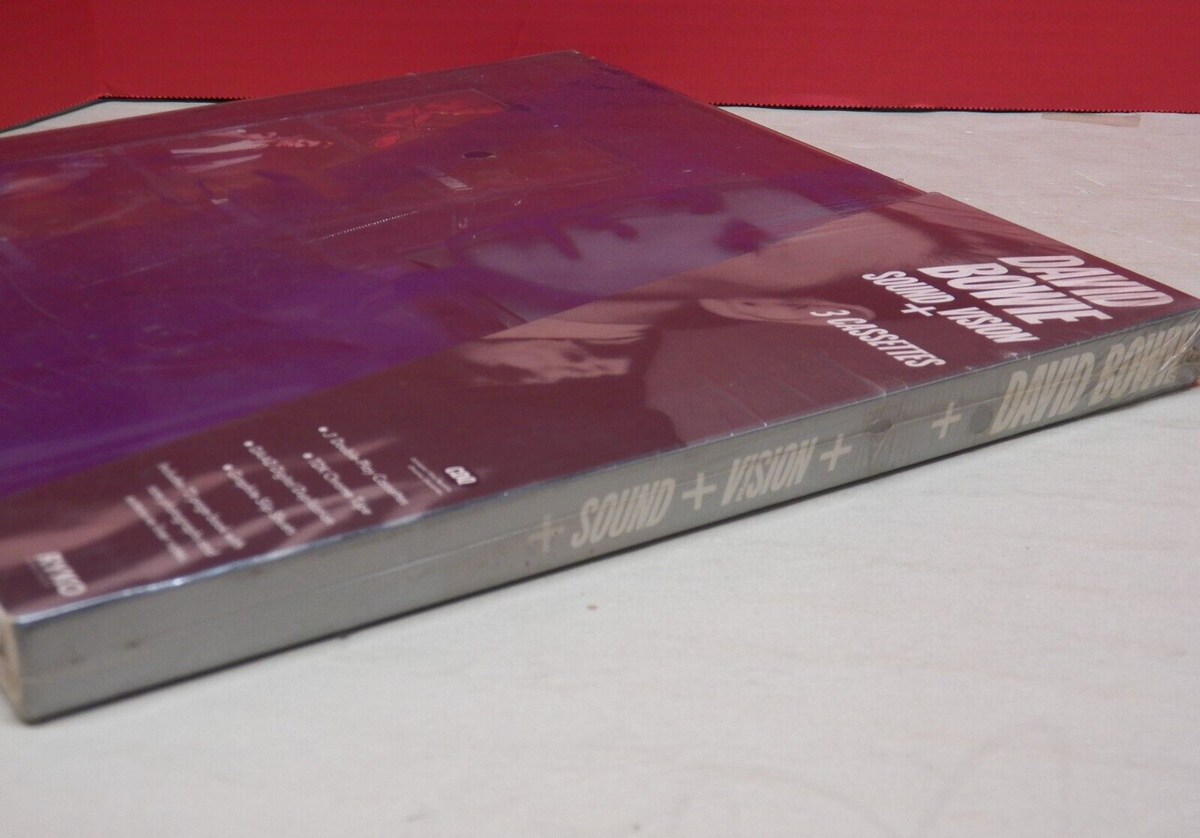 Sealed 3xCassette Box Set David Bowie Sound + Vision 1989 Ryko RACS 0120/21/22-2 Sealed 3xCassette Box Set David Bowie Sound + Vision 1989 Ryko RACS 0120/21/22-2