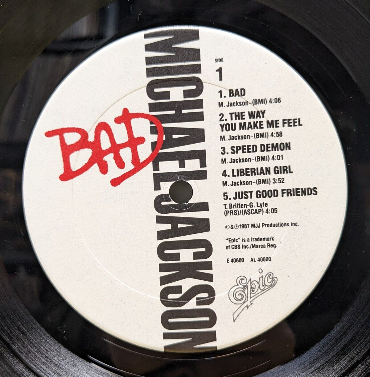 12" LP M- Michael Jackson Bad 1987 Epic OE 40600 12" LP M- Michael Jackson Bad 1987 Epic OE 40600