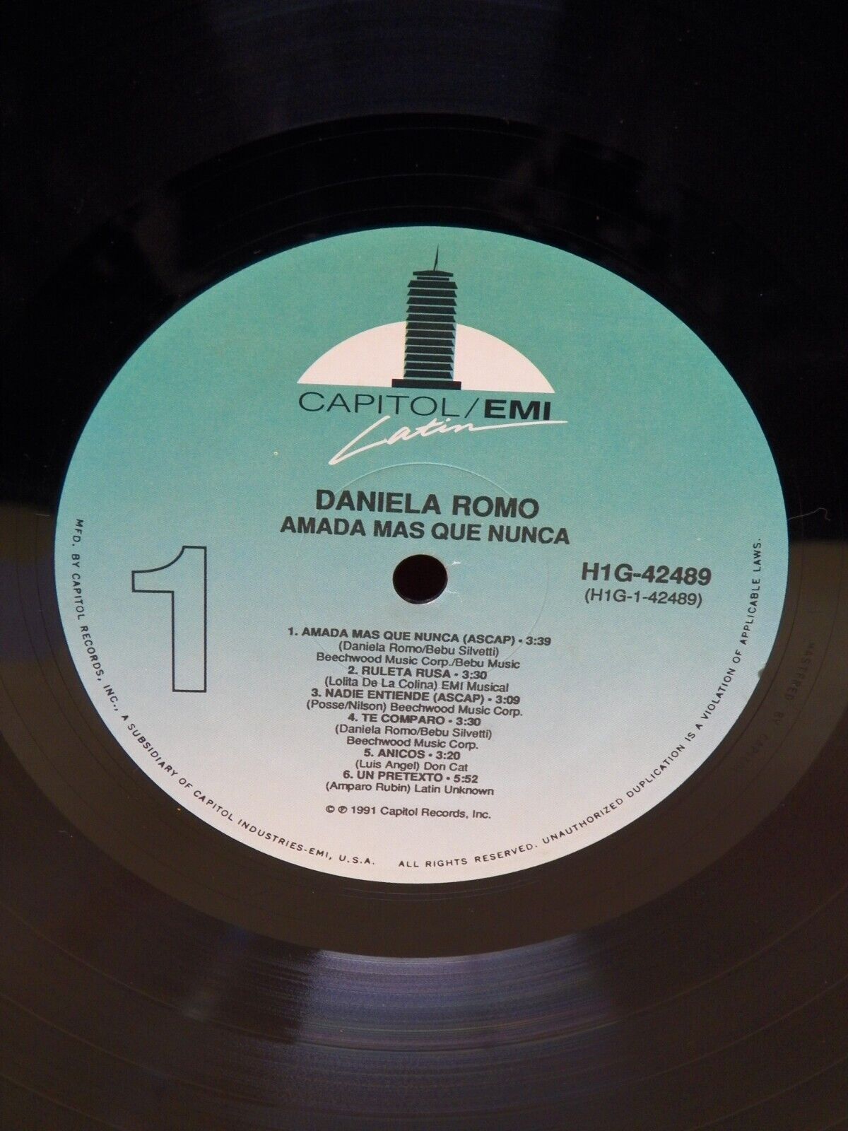 12" LP VG+ Daniela Romo Amada Mas Que Nunca 1991 Capitol/EMI Latin H1G-42489 12" LP VG+ Daniela Romo Amada Mas Que Nunca 1991 Capitol/EMI Latin H1G-42489