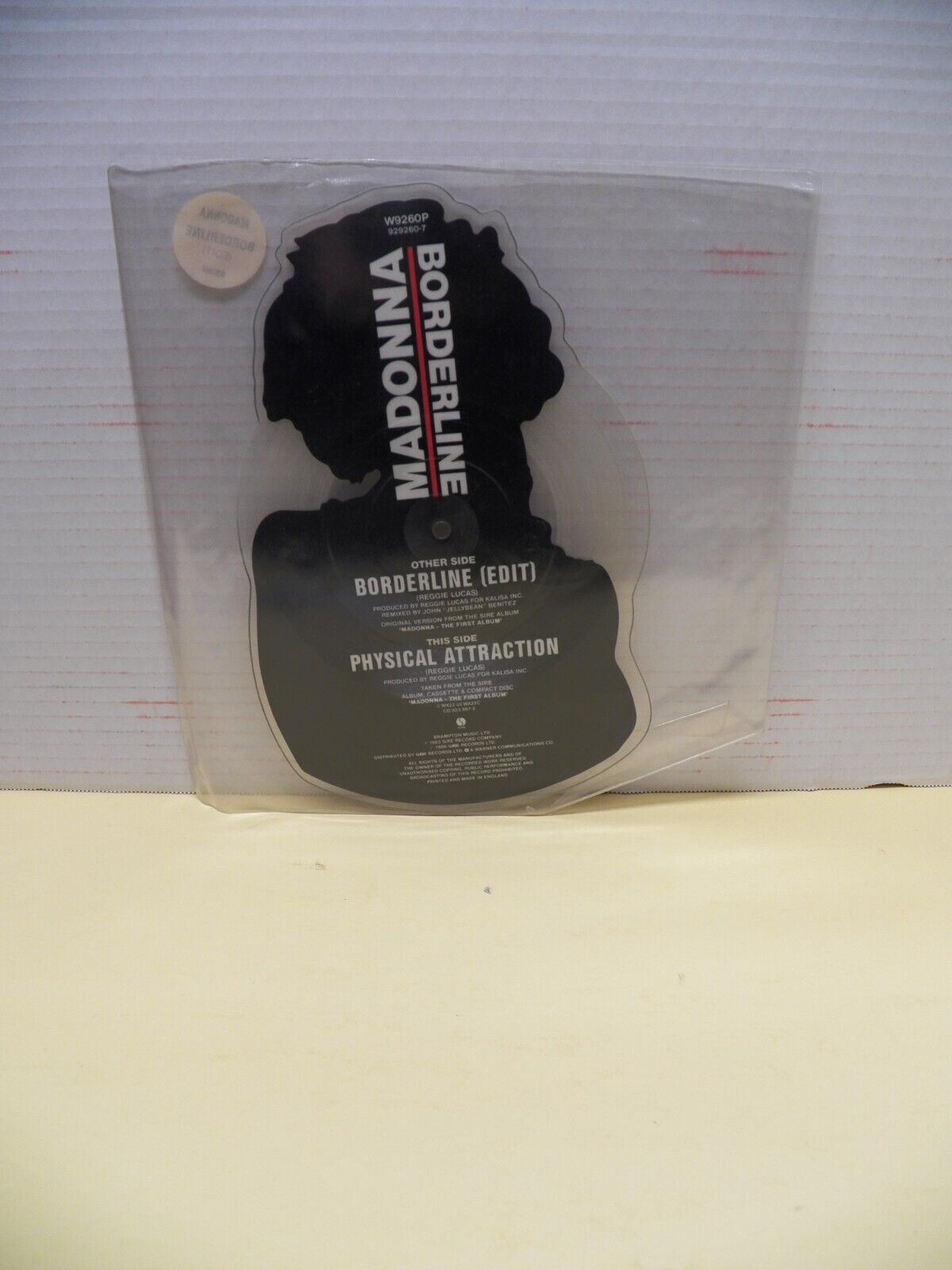 7" Shaped Picture Disc Single VG++/EX Madonna Borderline 1986 Sire UK Import 7" Shaped Picture Disc Single VG++/EX Madonna Borderline 1986 Sire UK Import