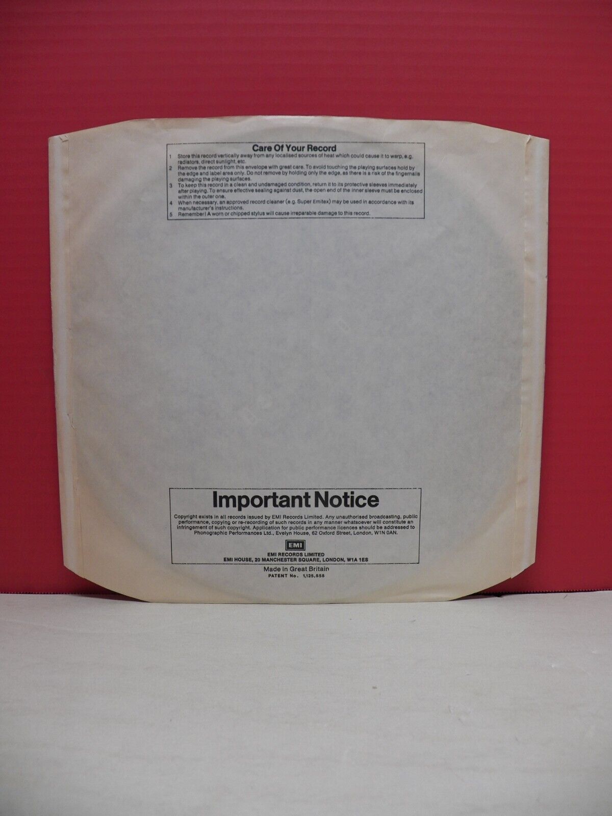 12" LP VG+ The Beatles With The Beatles 1976 Parlophone Stereo Reissue UK Import 12" LP VG+ The Beatles With The Beatles 1976 Parlophone Stereo Reissue UK Import