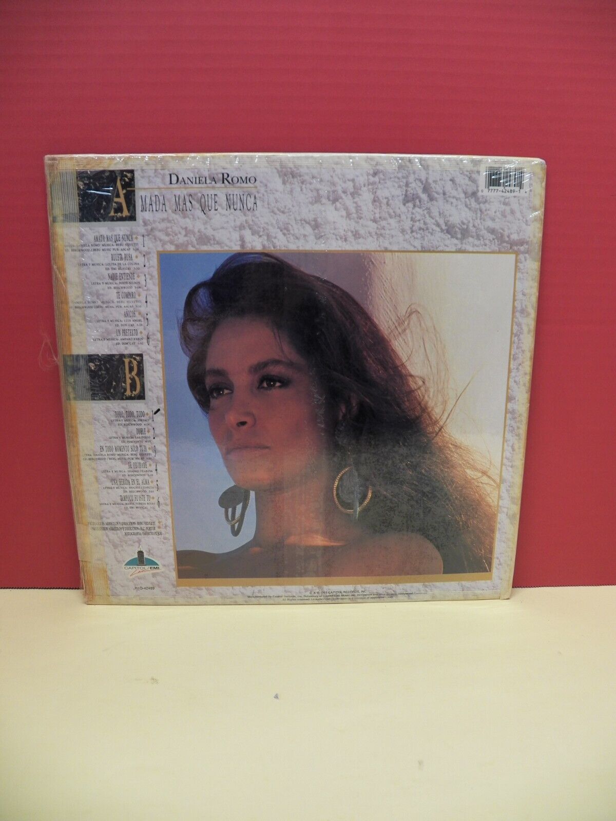 12" LP VG+ Daniela Romo Amada Mas Que Nunca 1991 Capitol/EMI Latin H1G-42489 12" LP VG+ Daniela Romo Amada Mas Que Nunca 1991 Capitol/EMI Latin H1G-42489