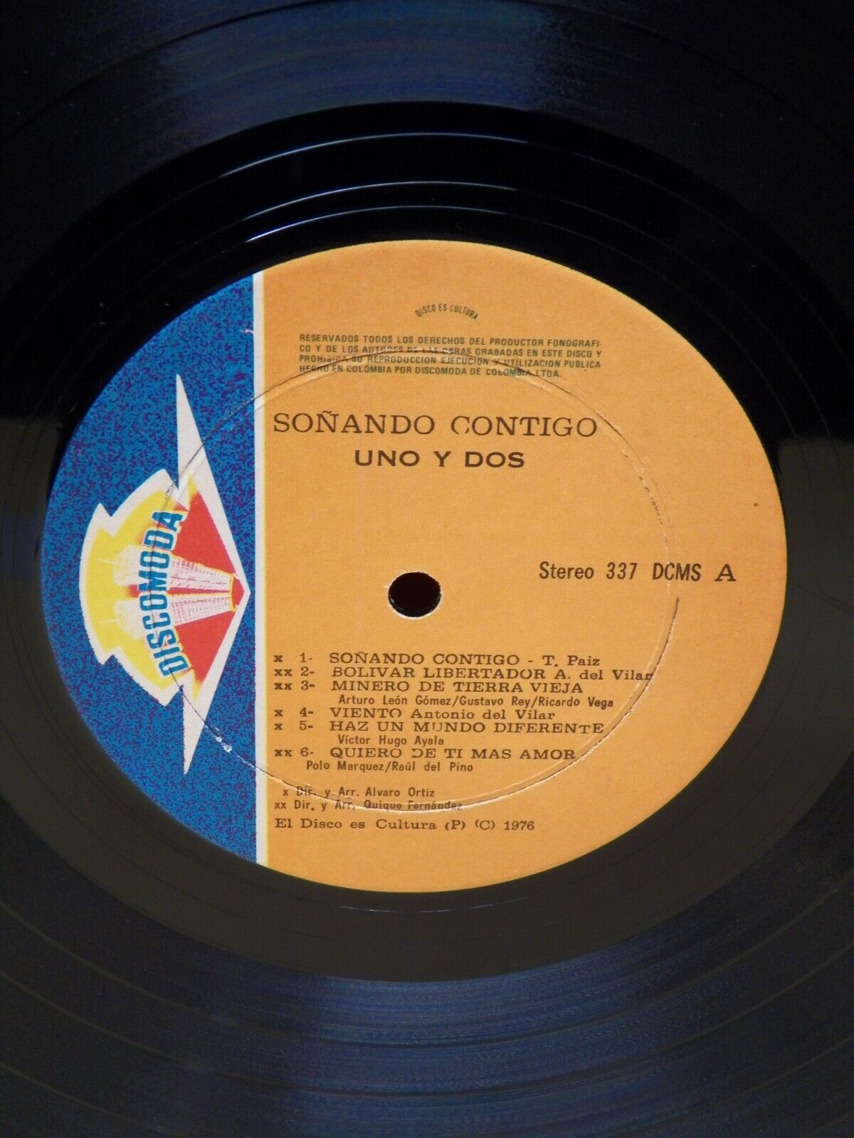 12" LP VG++/EX Uno Y Dos Sonando Contigo 1976 Discomoda Colombia Import DCM-S337 12" LP VG++/EX Uno Y Dos Sonando Contigo 1976 Discomoda Colombia Import DCM-S337