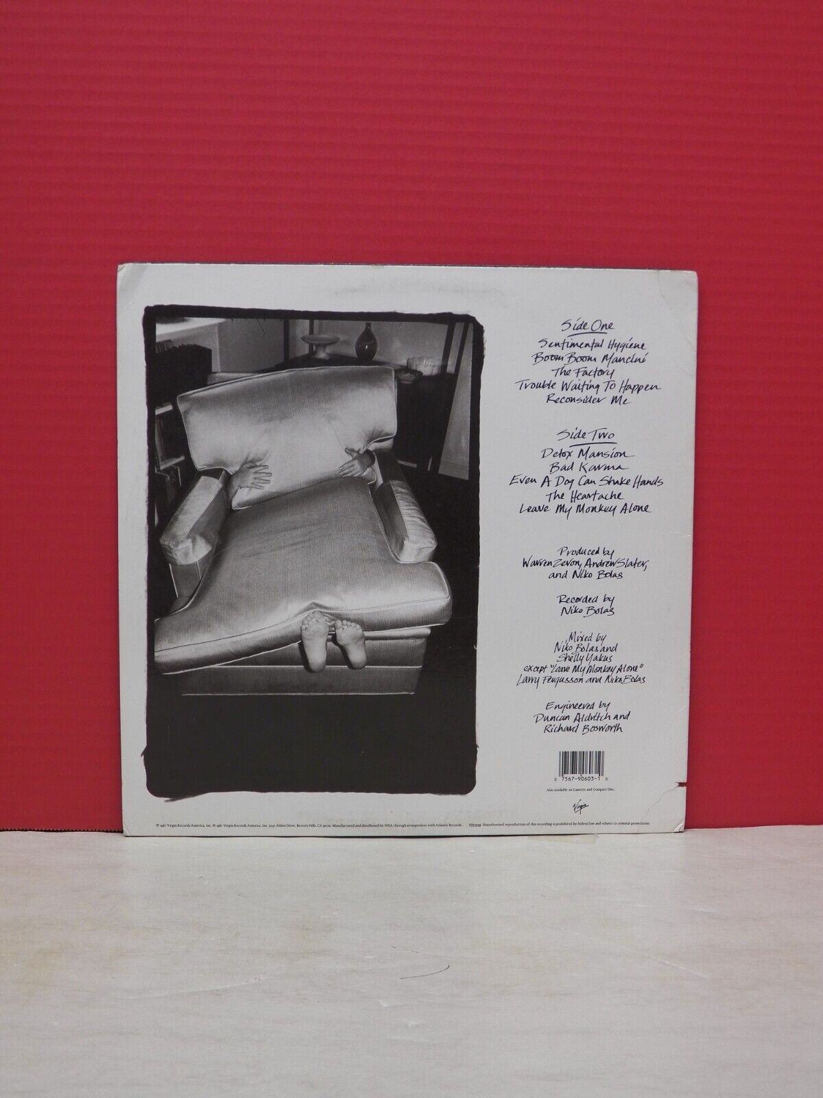 12" LP VG++/EX Warren Zevon Sentimental Hygiene 1987 Virgin 7 90603-1 12" LP VG++/EX Warren Zevon Sentimental Hygiene 1987 Virgin 7 90603-1