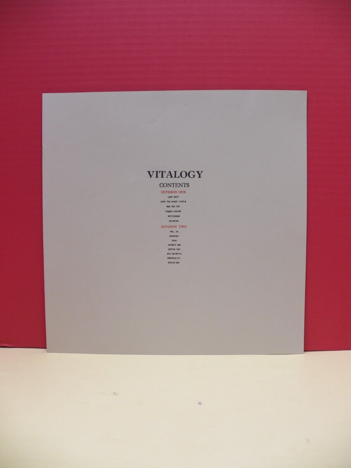 12" LP VG++/EX Pearl Jam Vitalogy 1994 Epic Stereo E 66900 12" LP VG++/EX Pearl Jam Vitalogy 1994 Epic Stereo E 66900