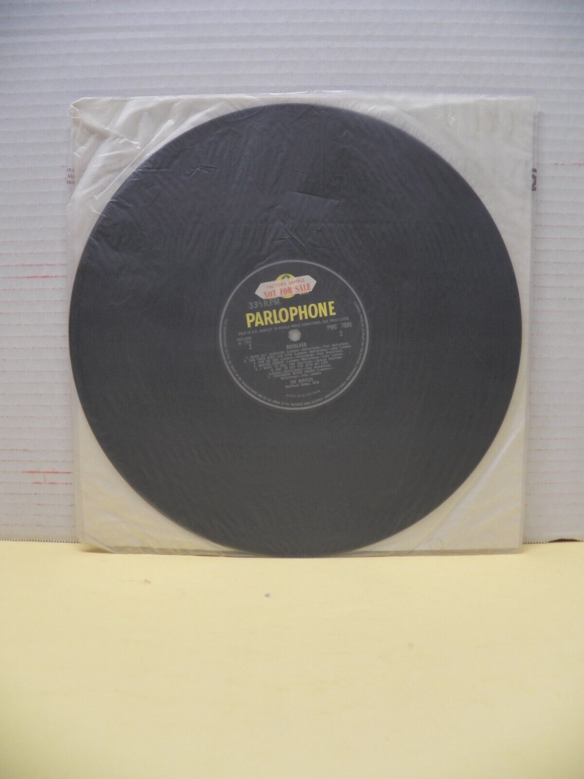 12" LP VG+ The Beatles Revolver 1966 Parlophone Promo UK Import Mono G+L Cover 12" LP VG+ The Beatles Revolver 1966 Parlophone Promo UK Import Mono G+L Cover