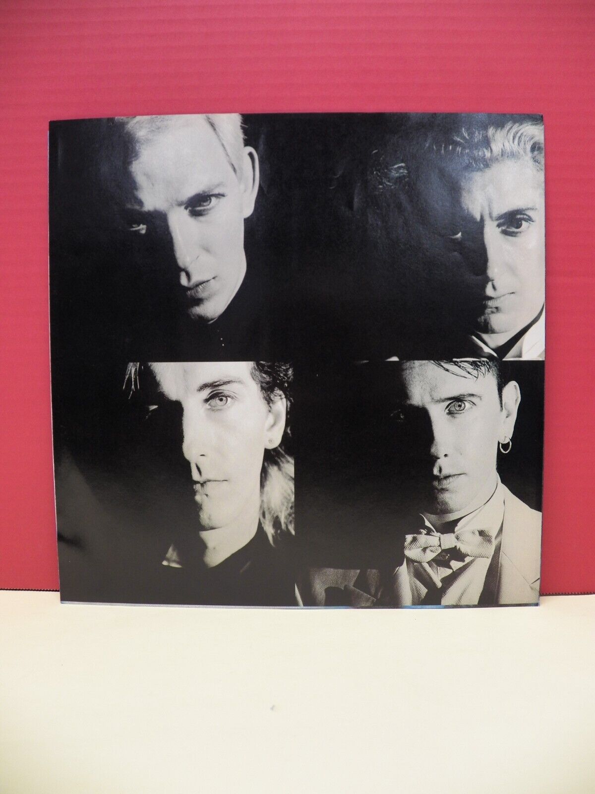 12" LP EX Siouxsie And The Banshees Peepshow 1988 Geffen Records GHS 24205 12" LP EX Siouxsie And The Banshees Peepshow 1988 Geffen Records GHS 24205