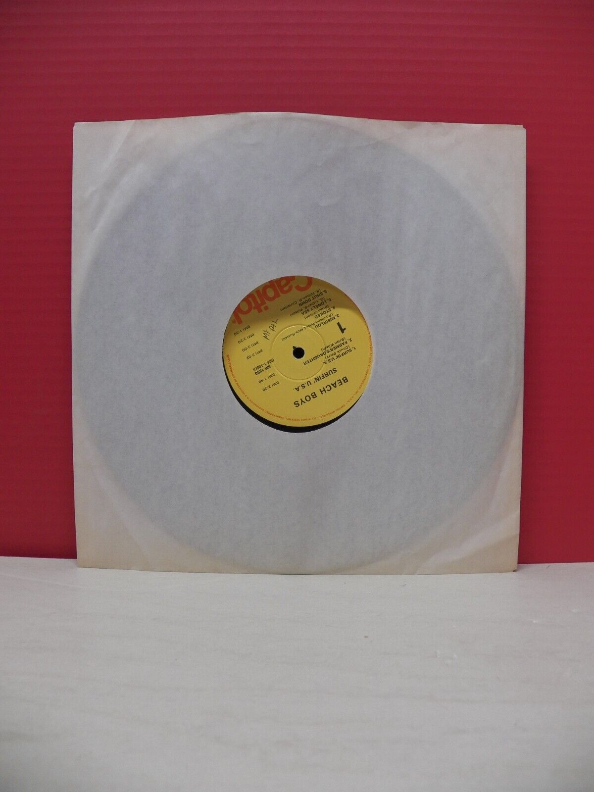 12" LP EX The Beach Boys Surfin' U.S.A. 1976 Capitol Reissue SM-1890 12" LP EX The Beach Boys Surfin' U.S.A. 1976 Capitol Reissue SM-1890