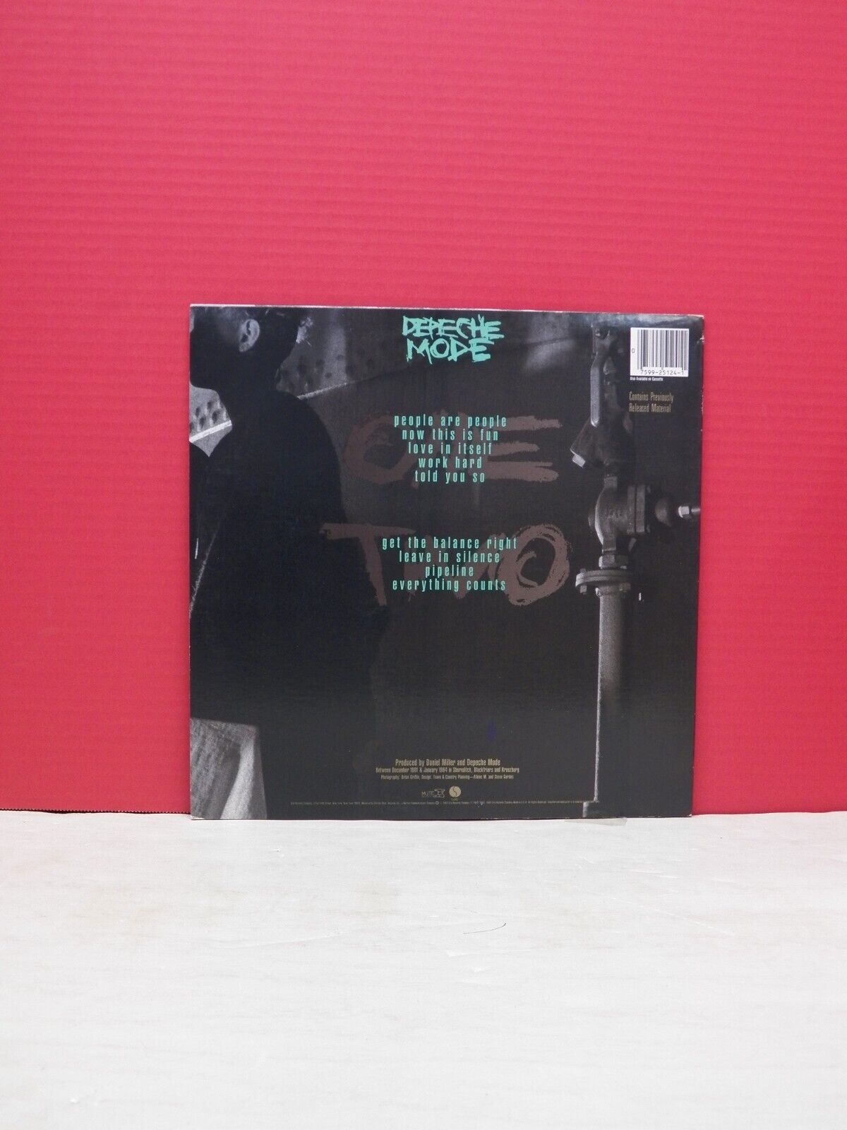 12" LP VG++/EX Depeche Mode People Are People 1984 Sire 9 25124-1 12" LP VG++/EX Depeche Mode People Are People 1984 Sire 9 25124-1