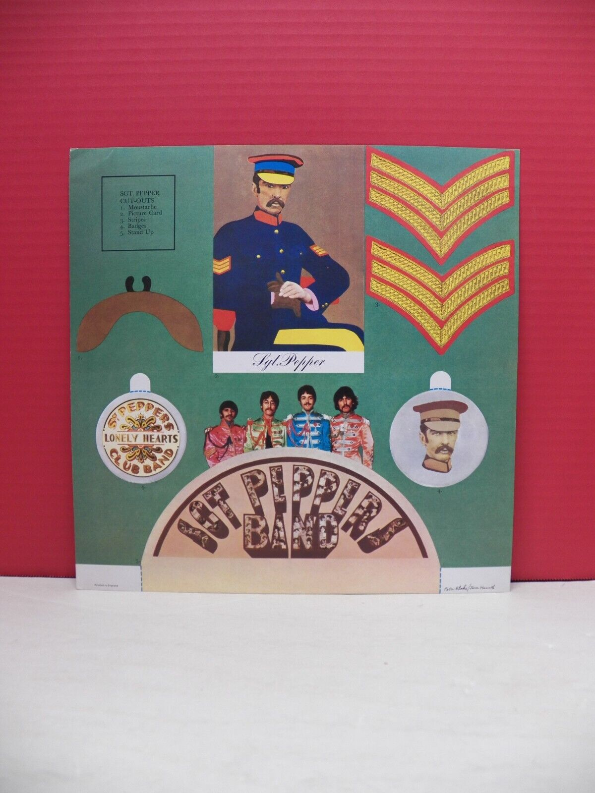 12" LP VG+ Beatles Sgt. Pepper's Lonely Hearts Club Band 1971 UK Import Reissue 12" LP VG+ Beatles Sgt. Pepper's Lonely Hearts Club Band 1971 UK Import Reissue