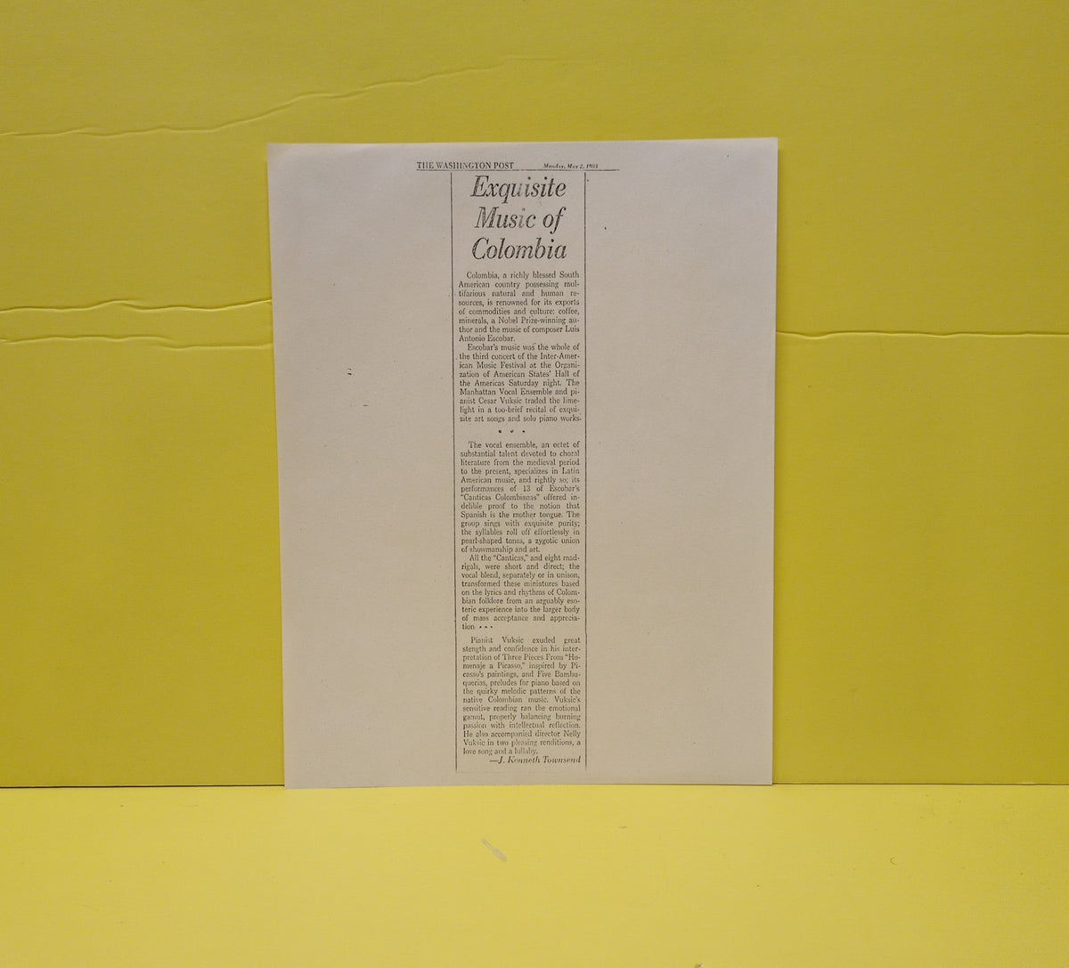 Luis Antonio Escobar, Manhattan Vocal Ensemble - Canticas Y Madrigales - PEL-108-82 Used - VG++ - Vinyl Luis Antonio Escobar, Manhattan Vocal Ensemble - Canticas Y Madrigales - PEL-108-82 Used - VG++ - Vinyl