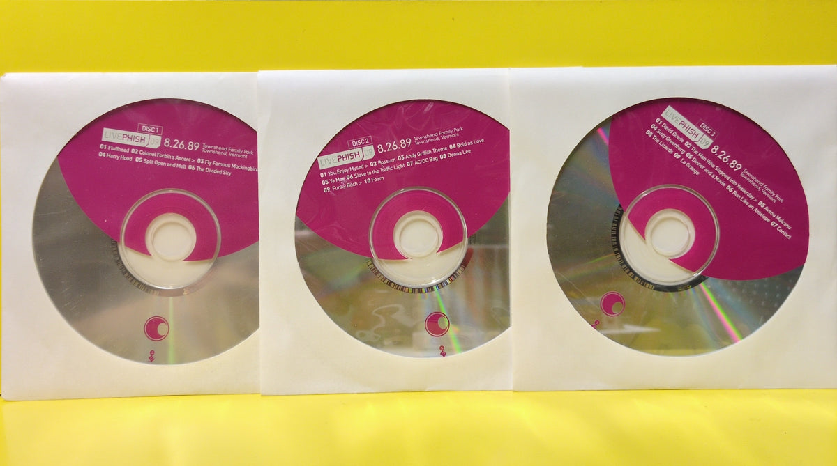 Phish - LivePhish 09 (8.26.89 Townshend Family Park, Townshend, Vermont) - 2002 - 62753-2 Used - VG++ - 3xCD Set Phish - LivePhish 09 (8.26.89 Townshend Family Park, Townshend, Vermont) - 2002 - 62753-2 Used - VG++ - 3xCD Set