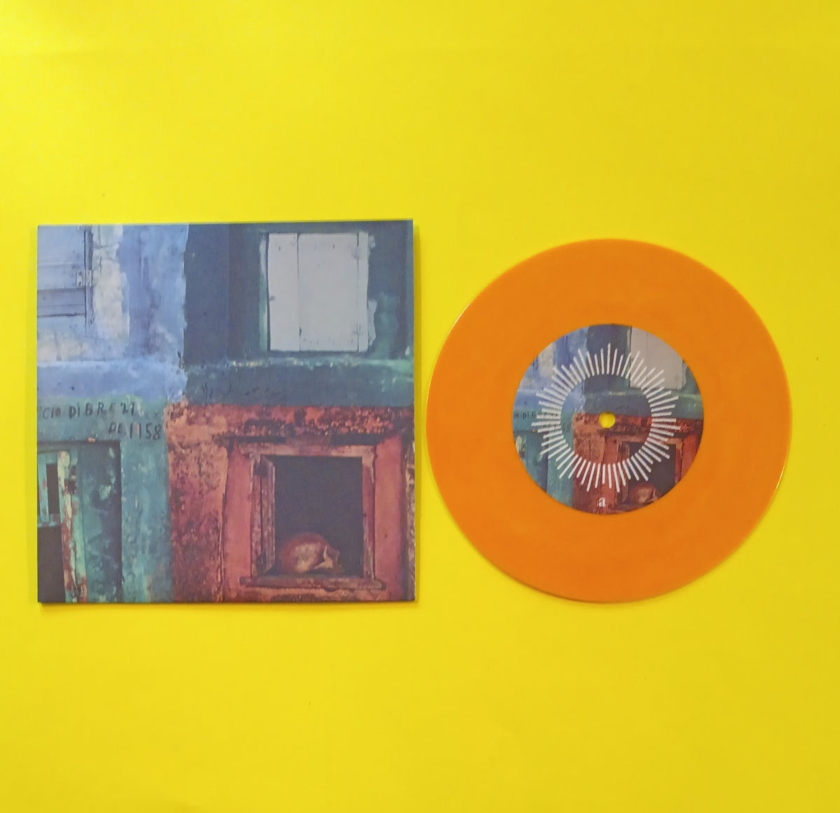 Carpathian - Wanderlust - 2010 - DWI105 Used - EX - 7" Orange Color Vinyl Carpathian - Wanderlust - 2010 - DWI105 Used - EX - 7" Orange Color Vinyl