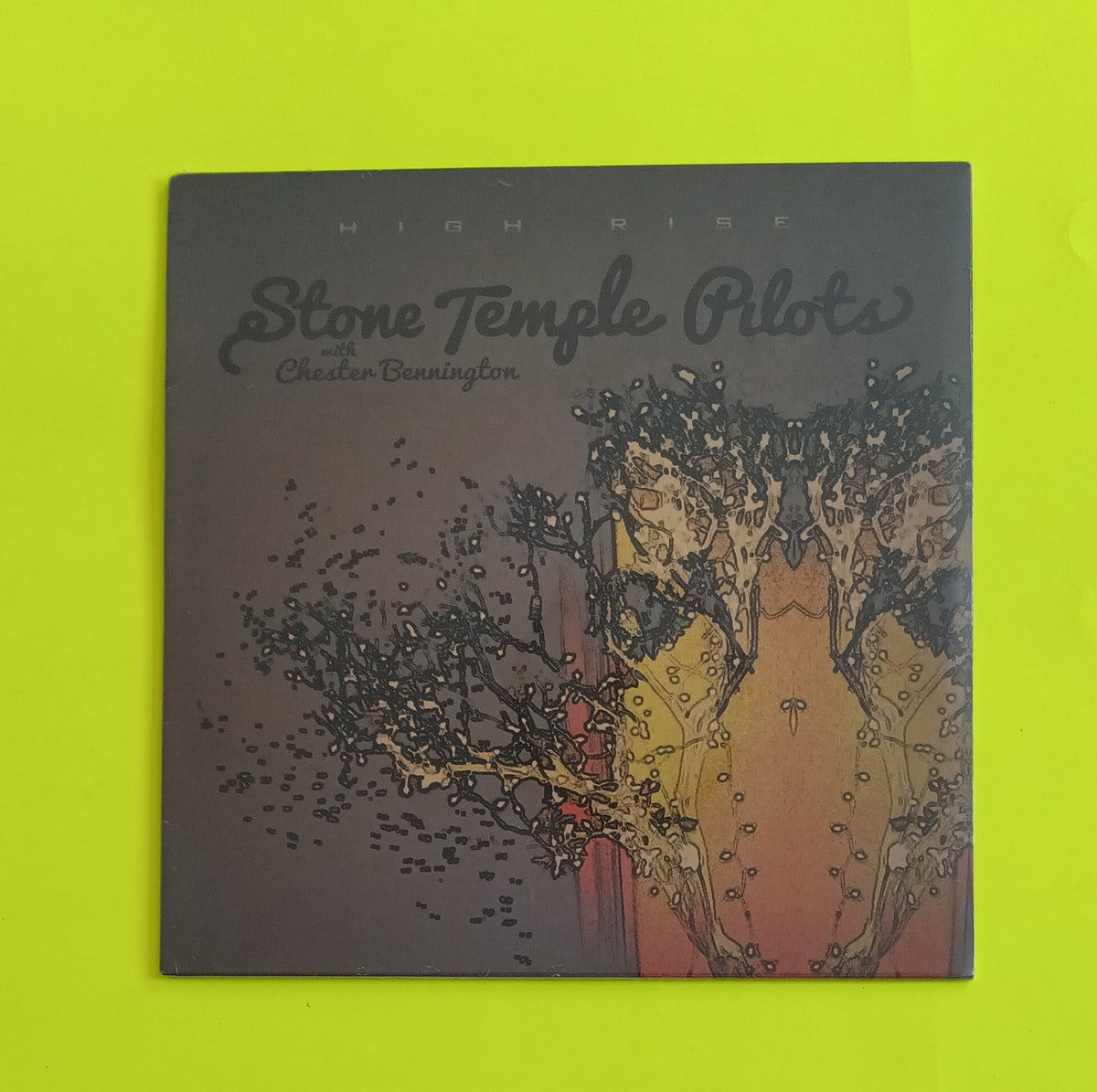 Stone Temple Pilots With Chester Bennington - High Rise - 2013 - 88883792587 New - Sealed - 10" Vinyl Stone Temple Pilots With Chester Bennington - High Rise - 2013 - 88883792587 New - Sealed - 10" Vinyl