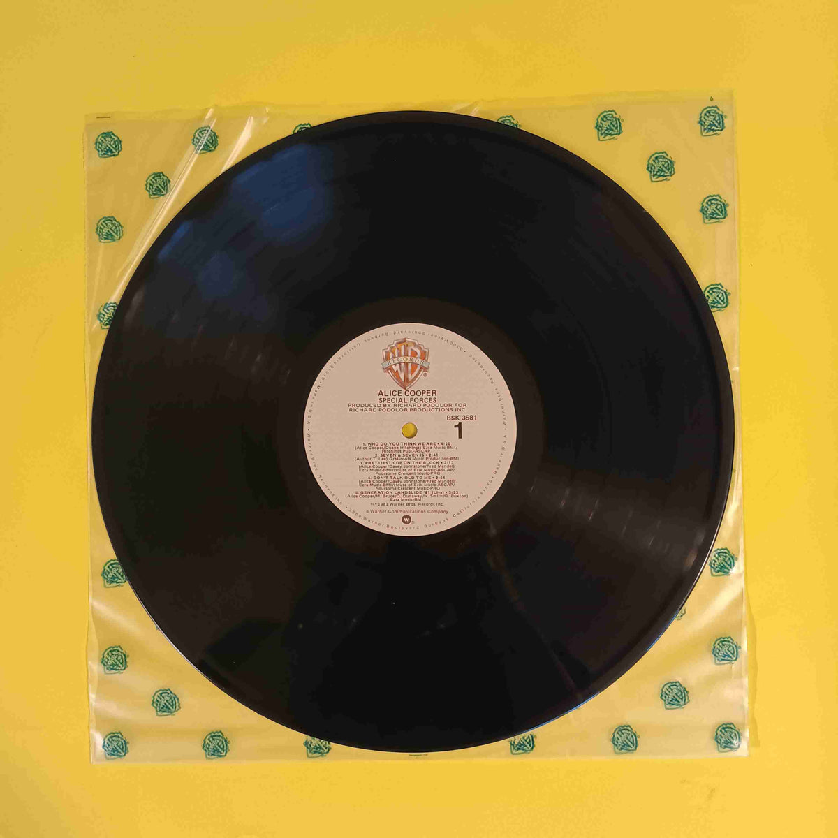 Alice Cooper - Special Forces PROMO - 1981 - BSK 3581 Used - VG++ - Vinyl Alice Cooper - Special Forces PROMO - 1981 - BSK 3581 Used - VG++ - Vinyl