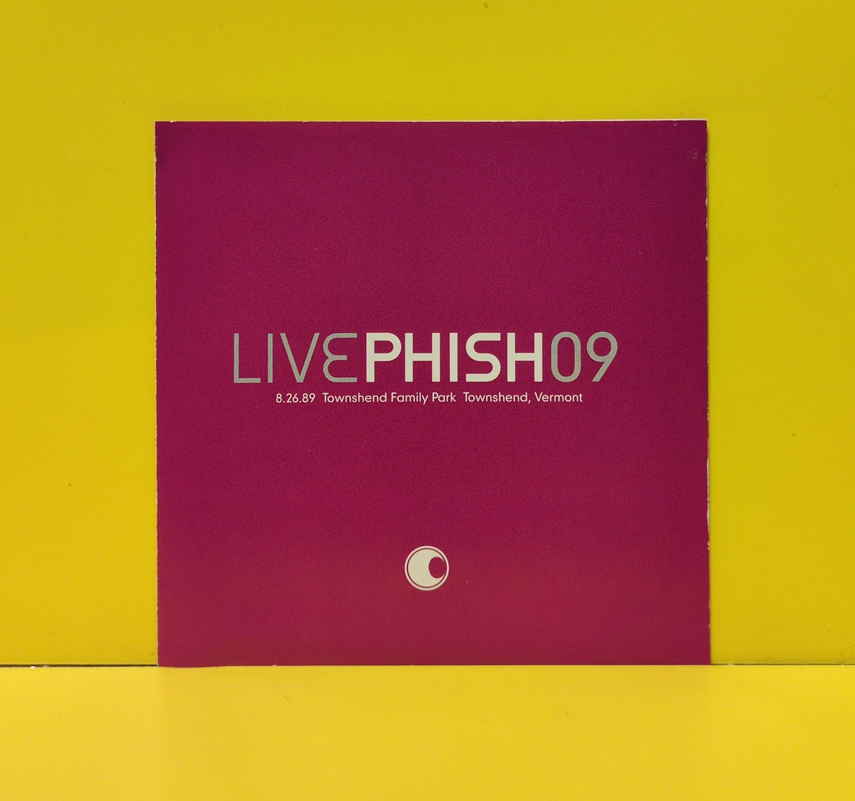 Phish - LivePhish 09 (8.26.89 Townshend Family Park, Townshend, Vermont) - 2002 - 62753-2 Used - VG++ - 3xCD Set Phish - LivePhish 09 (8.26.89 Townshend Family Park, Townshend, Vermont) - 2002 - 62753-2 Used - VG++ - 3xCD Set