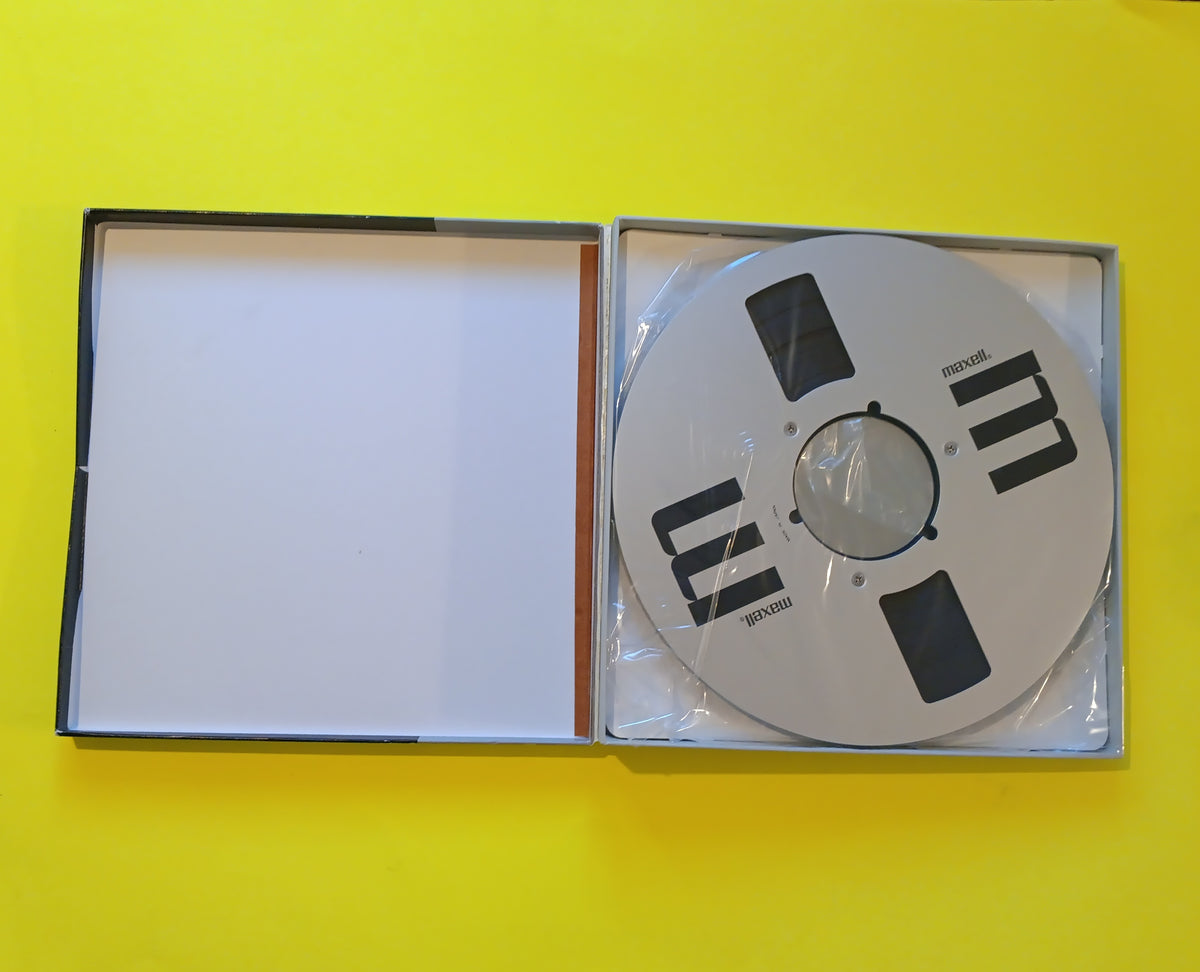 Maxell UD Sound Recording Tape 50-120 Japan Metal Reel Used - Blank Media Maxell UD Sound Recording Tape 50-120 Japan Metal Reel Used - Blank Media