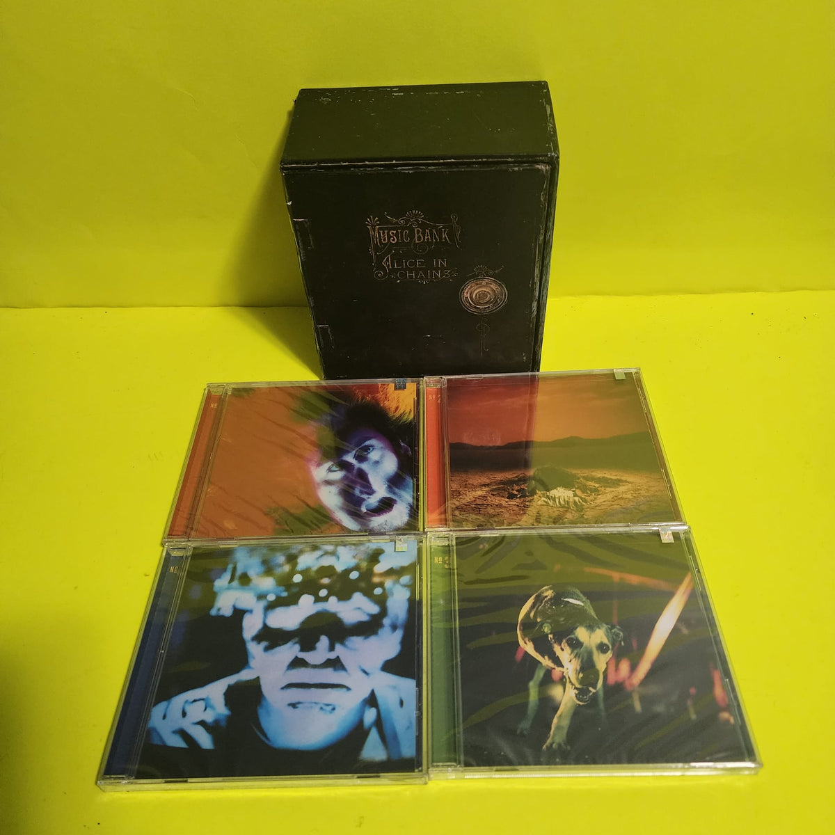 Alice in Chains - Music Bank Alice in Chains / Box Set / Promo - 1999 - Used - Sealed - CDs Alice in Chains - Music Bank Alice in Chains / Box Set / Promo - 1999 - Used - Sealed - CDs