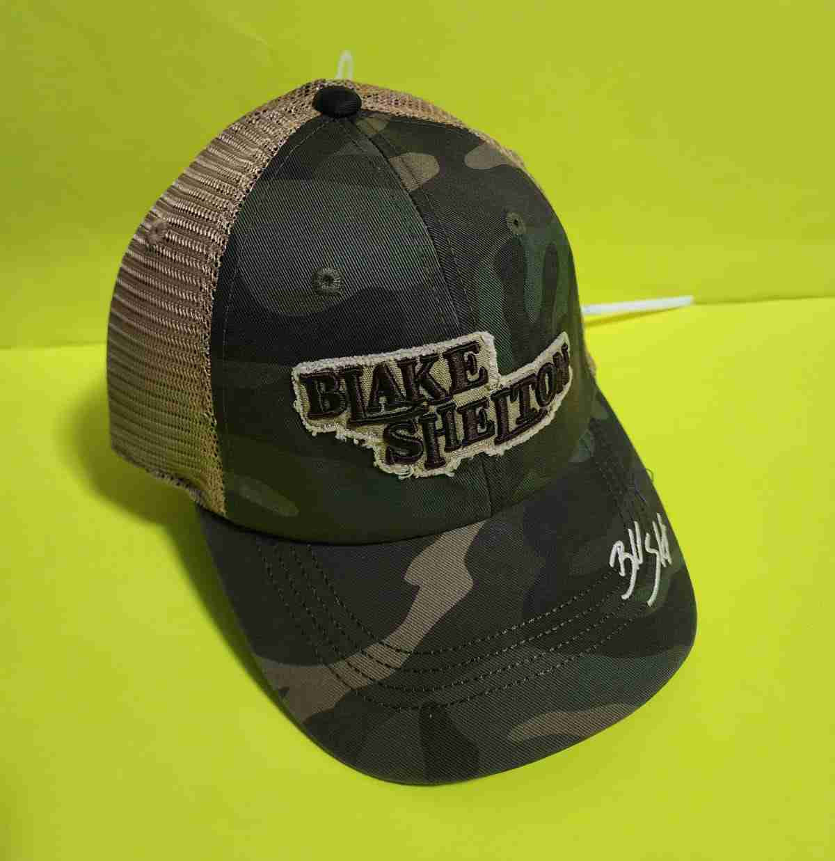Blake Shelton Trucker Hat / Snapback Cap Tour Merch - New - Memorabilia Blake Shelton Trucker Hat / Snapback Cap Tour Merch - New - Memorabilia
