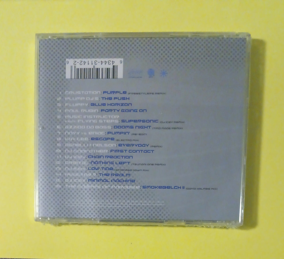 DJ Icey - Essential Mix - 2000 - 31142-2 New - Sealed - CDs DJ Icey - Essential Mix - 2000 - 31142-2 New - Sealed - CDs