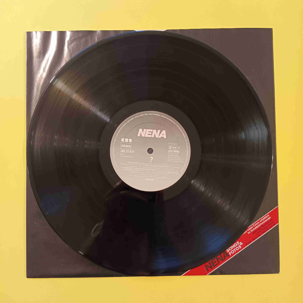 Nena - ? (Original German Press) - 1984 - CBS 25 870 Used - VG++ - Vinyl Nena - ? (Original German Press) - 1984 - CBS 25 870 Used - VG++ - Vinyl