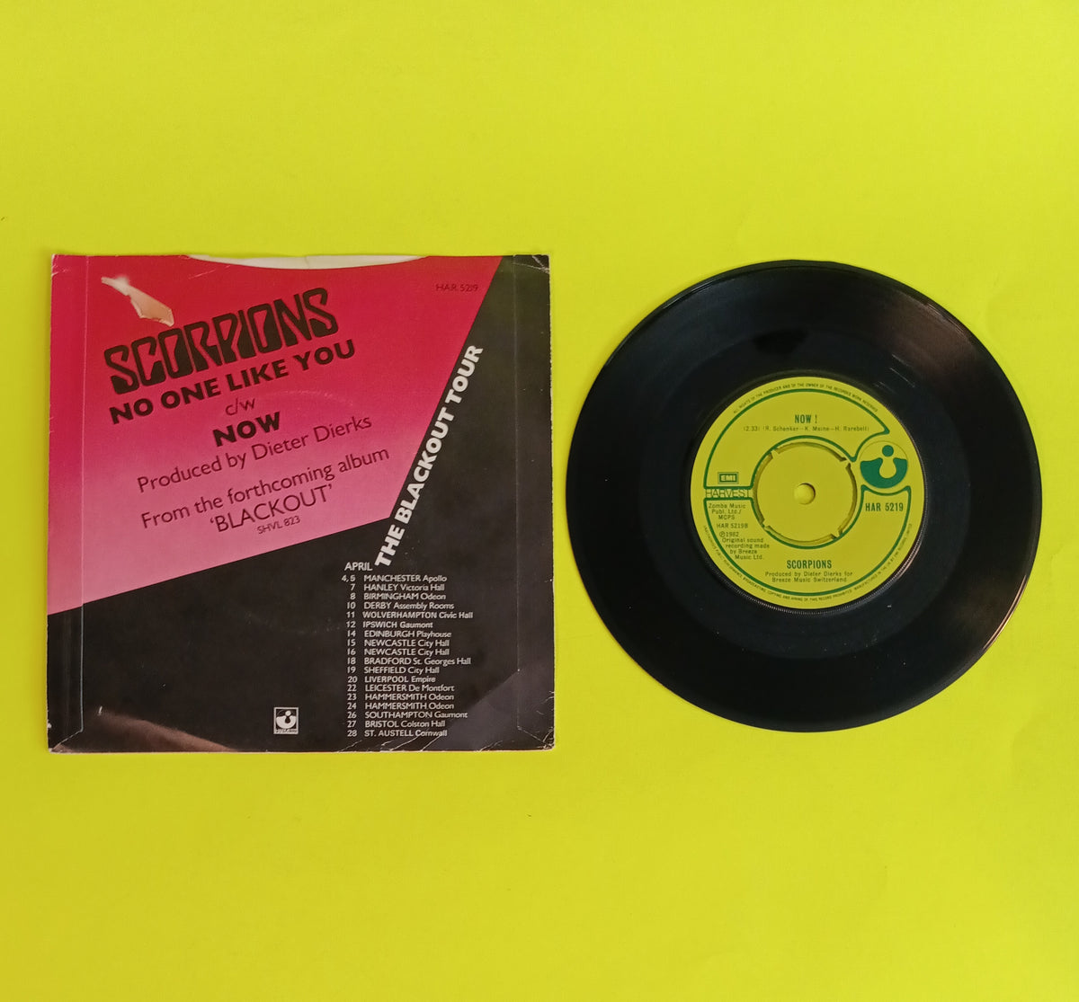 Scorpions - No One Like You / Come On (UK 7") - 1982 - HAR 5219 Used - VG++ - Vinyl Scorpions - No One Like You / Come On (UK 7") - 1982 - HAR 5219 Used - VG++ - Vinyl