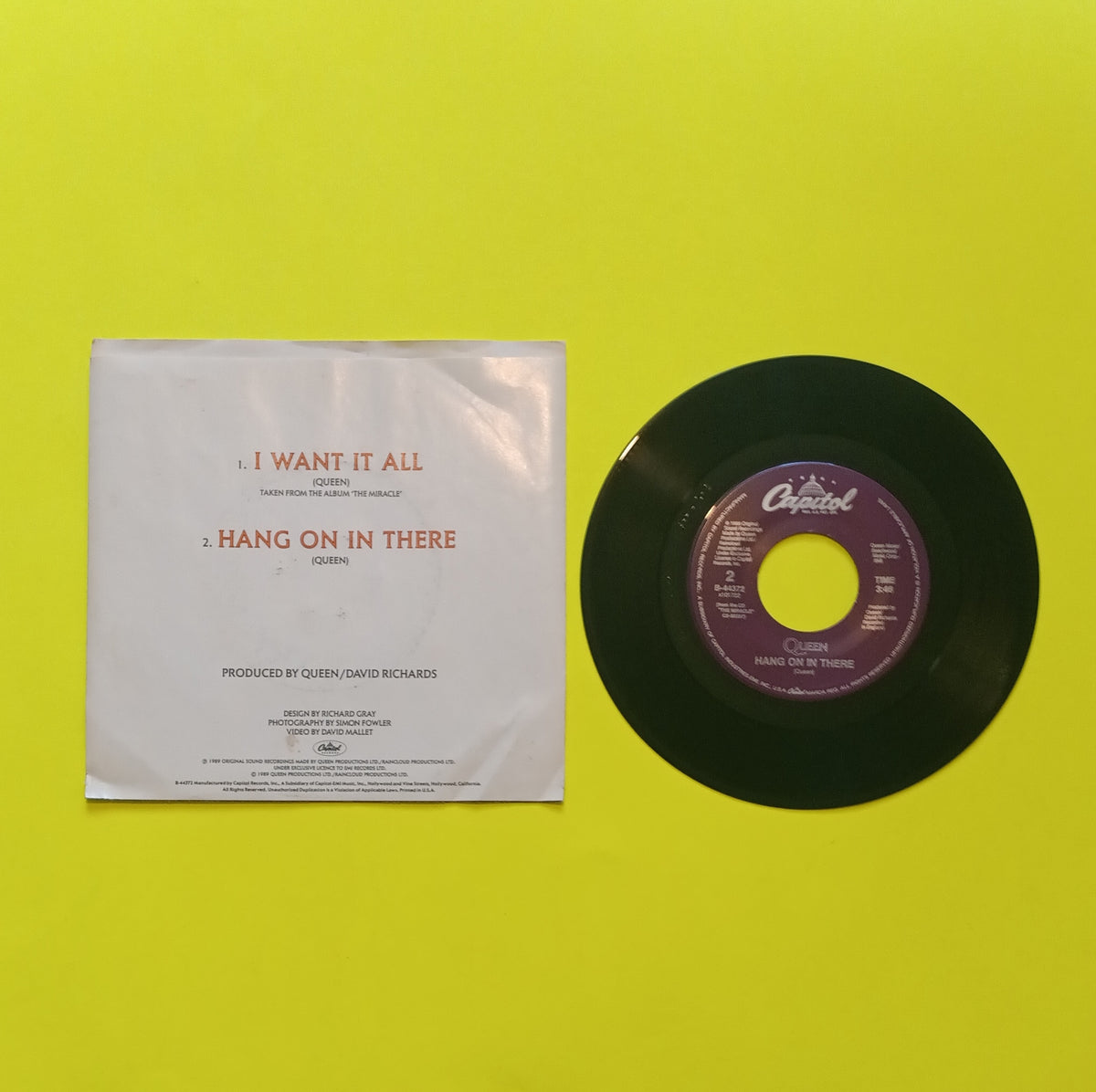 Queen - I Want It All / Hang On In There 7" - 1989 - B-44372 Used - VG++ - Vinyl Queen - I Want It All / Hang On In There 7" - 1989 - B-44372 Used - VG++ - Vinyl