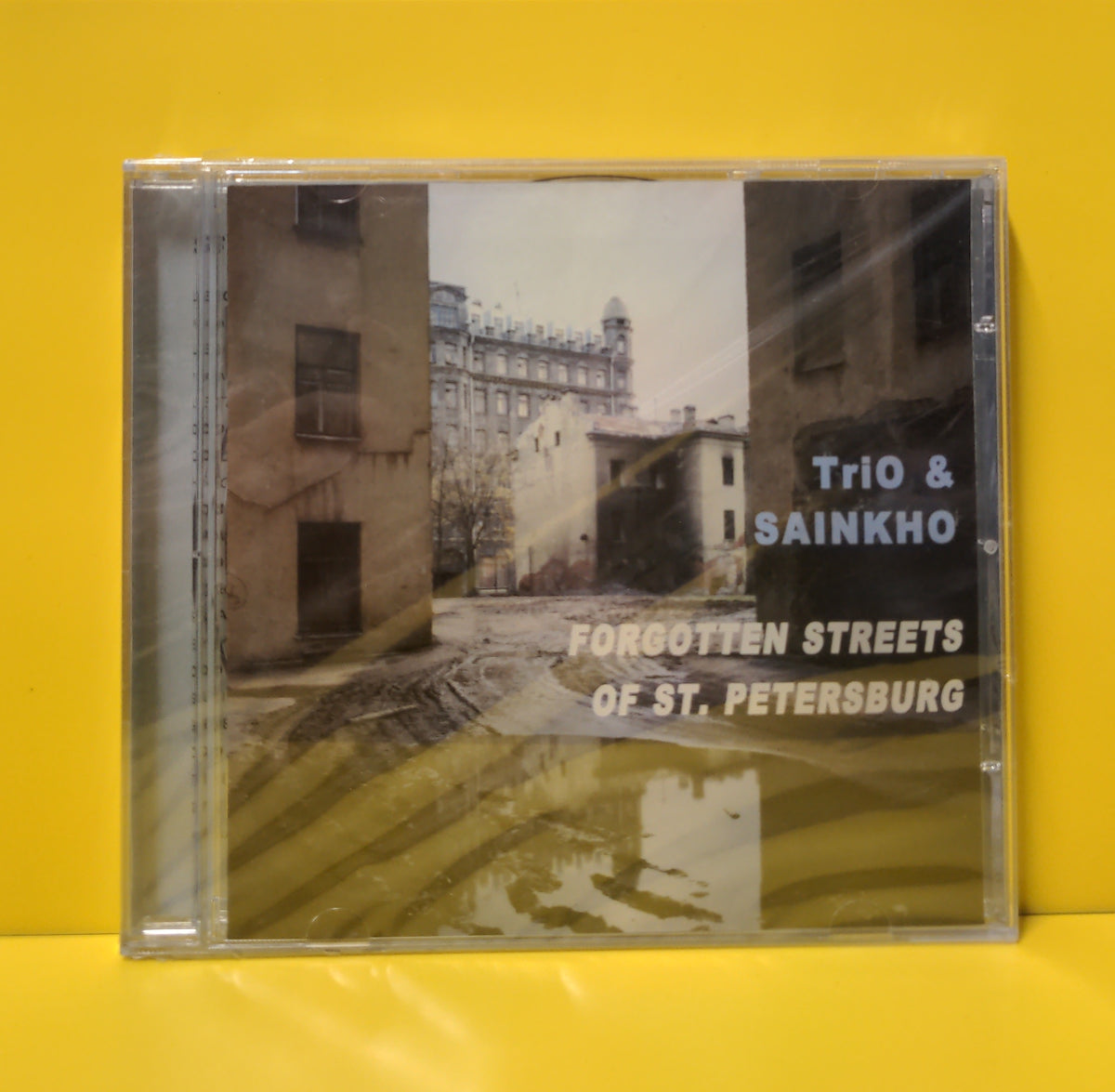 TriO & Sainkho - Forgotten Streets Of St. Petersburg - 2005 - CD LR 439 New - Sealed - CDs TriO & Sainkho - Forgotten Streets Of St. Petersburg - 2005 - CD LR 439 New - Sealed - CDs