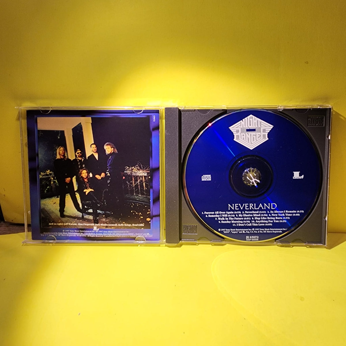 Night Ranger - Neverland / Autographed by Whole Band - 1997 - JK 65072 Used - NM - CDs Night Ranger - Neverland / Autographed by Whole Band - 1997 - JK 65072 Used - NM - CDs