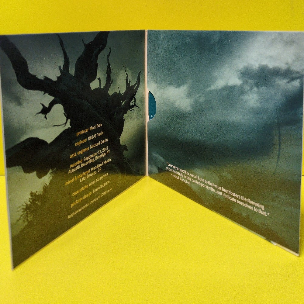 David Ake - Humanities - 2018 - PR8180 - Used - VG++ - CDs David Ake - Humanities - 2018 - PR8180 - Used - VG++ - CDs