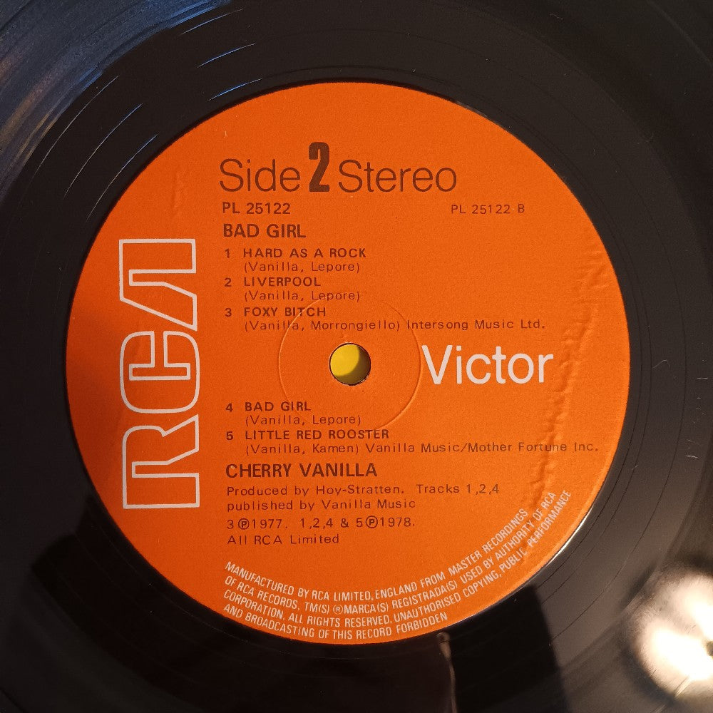Cherry Vanilla - Bad Girl / Autographed - 1978 - PL 25122 - Used - VG++ - Vinyl Cherry Vanilla - Bad Girl / Autographed - 1978 - PL 25122 - Used - VG++ - Vinyl