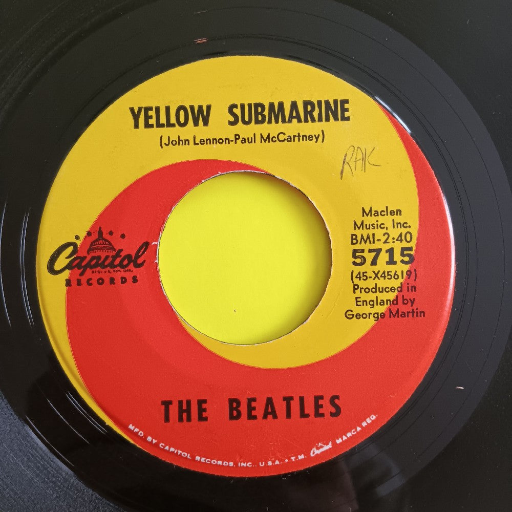 The Beatles - Yellow Submarine / Eleanor Rigby 7" - 1966 - Capitol 5715 - Used - VG+ - Vinyl The Beatles - Yellow Submarine / Eleanor Rigby 7" - 1966 - Capitol 5715 - Used - VG+ - Vinyl