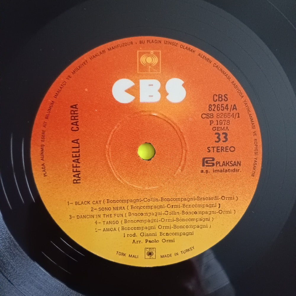 Raffaella Carra - Raffaella Self Titled TURKEY - 1978 - CBS 82654 - Used - VG - Vinyl Raffaella Carra - Raffaella Self Titled TURKEY - 1978 - CBS 82654 - Used - VG - Vinyl