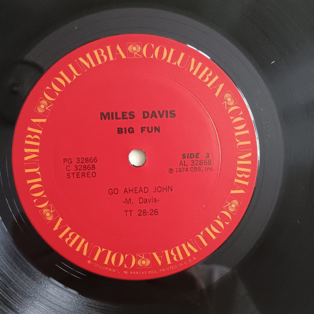 Miles Davis - Big Fun - 1974 - PG 32866 - Used - VG++ - Vinyl Miles Davis - Big Fun - 1974 - PG 32866 - Used - VG++ - Vinyl