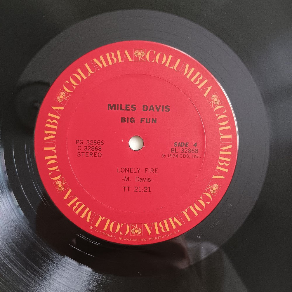 Miles Davis - Big Fun - 1974 - PG 32866 - Used - VG++ - Vinyl Miles Davis - Big Fun - 1974 - PG 32866 - Used - VG++ - Vinyl