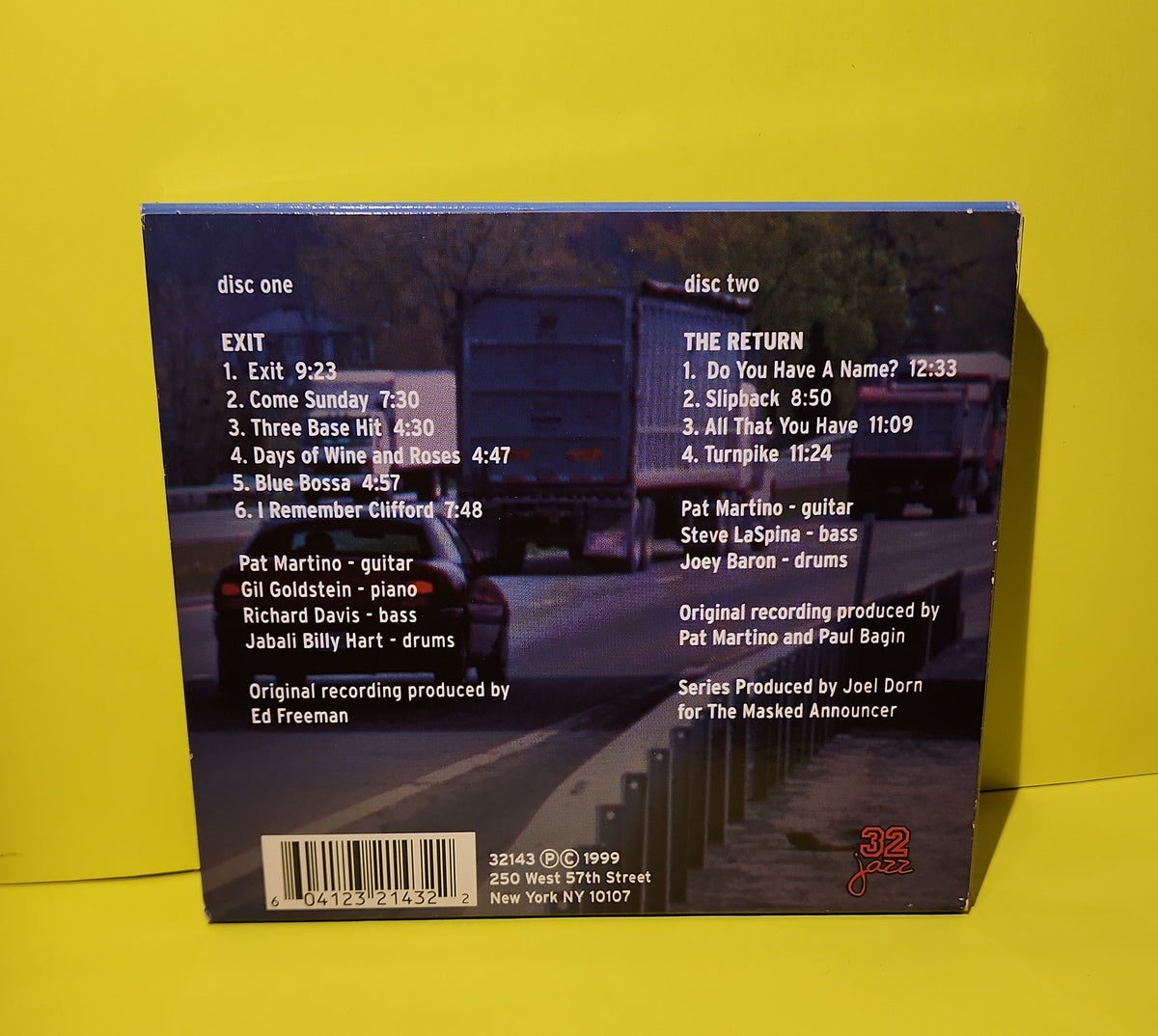 Pat Martino - Comin' & Goin' - 1999 - 32143 Used - EX - CDs