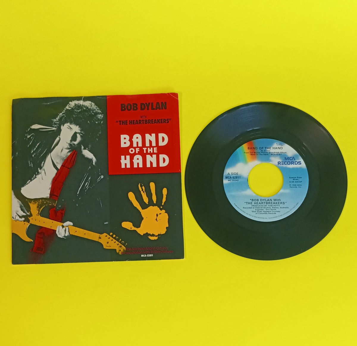 Bob Dylan with the Heartbreakers - Band of the Hand 7" - 1986 - MCA 52811 Used - VG++ - Vinyl