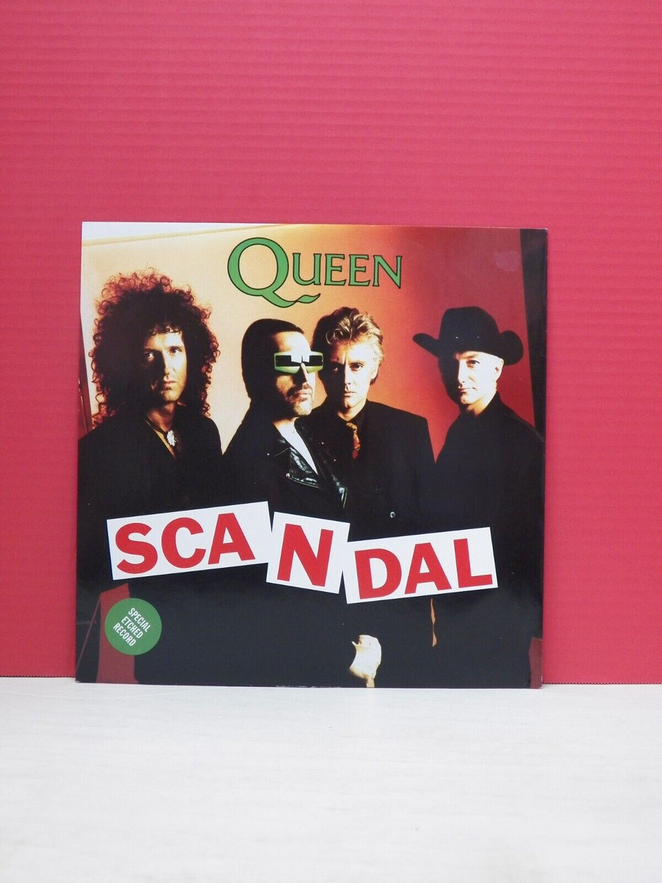 12" Single EX Queen Scandal 1989 Parlophone Etched 45RPM UK Import 12 QUEENS 14