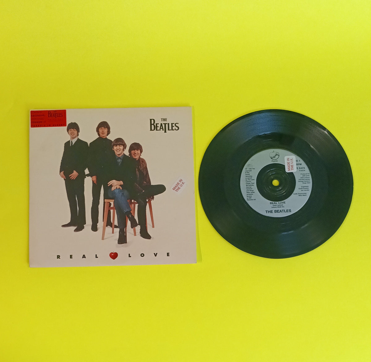The Beatles - Real Love / Baby's in Black (UK 7") - 1996 - 7243 882646 7 9 Used - EX - Vinyl